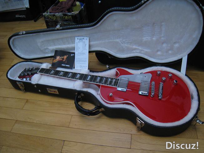 gibson .GT 002.jpg