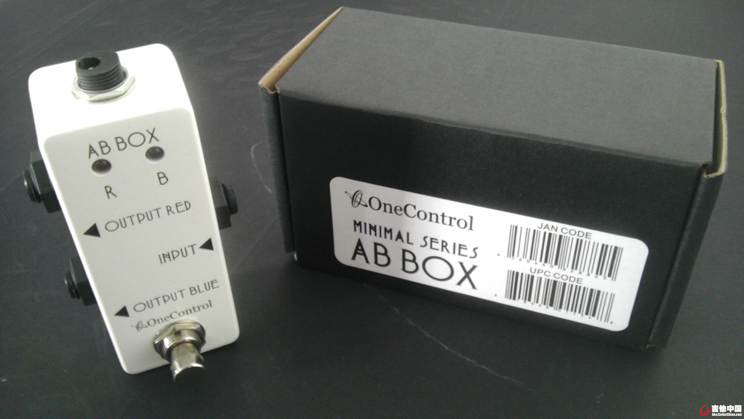 AB BOX.jpg