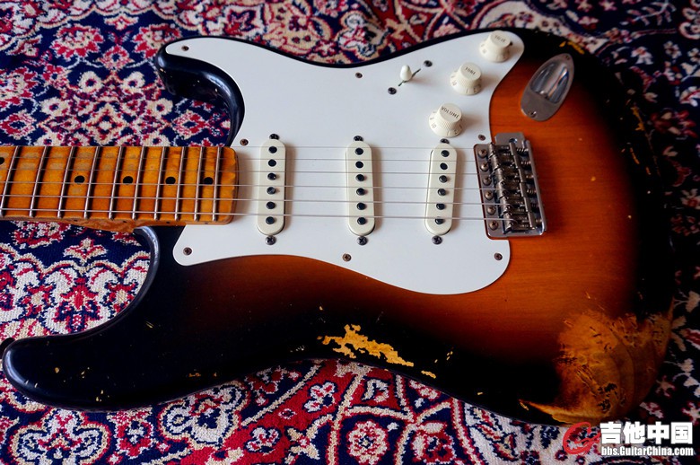 FENDER CUSTOM SHOP 56 HEAVY RELIC 