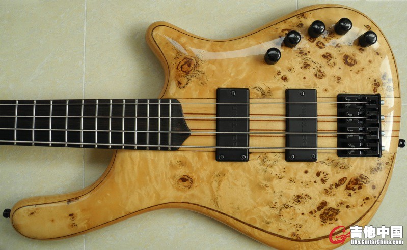 Mayones 2.jpg