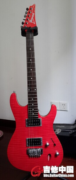 Ibanez  SA 220.jpg