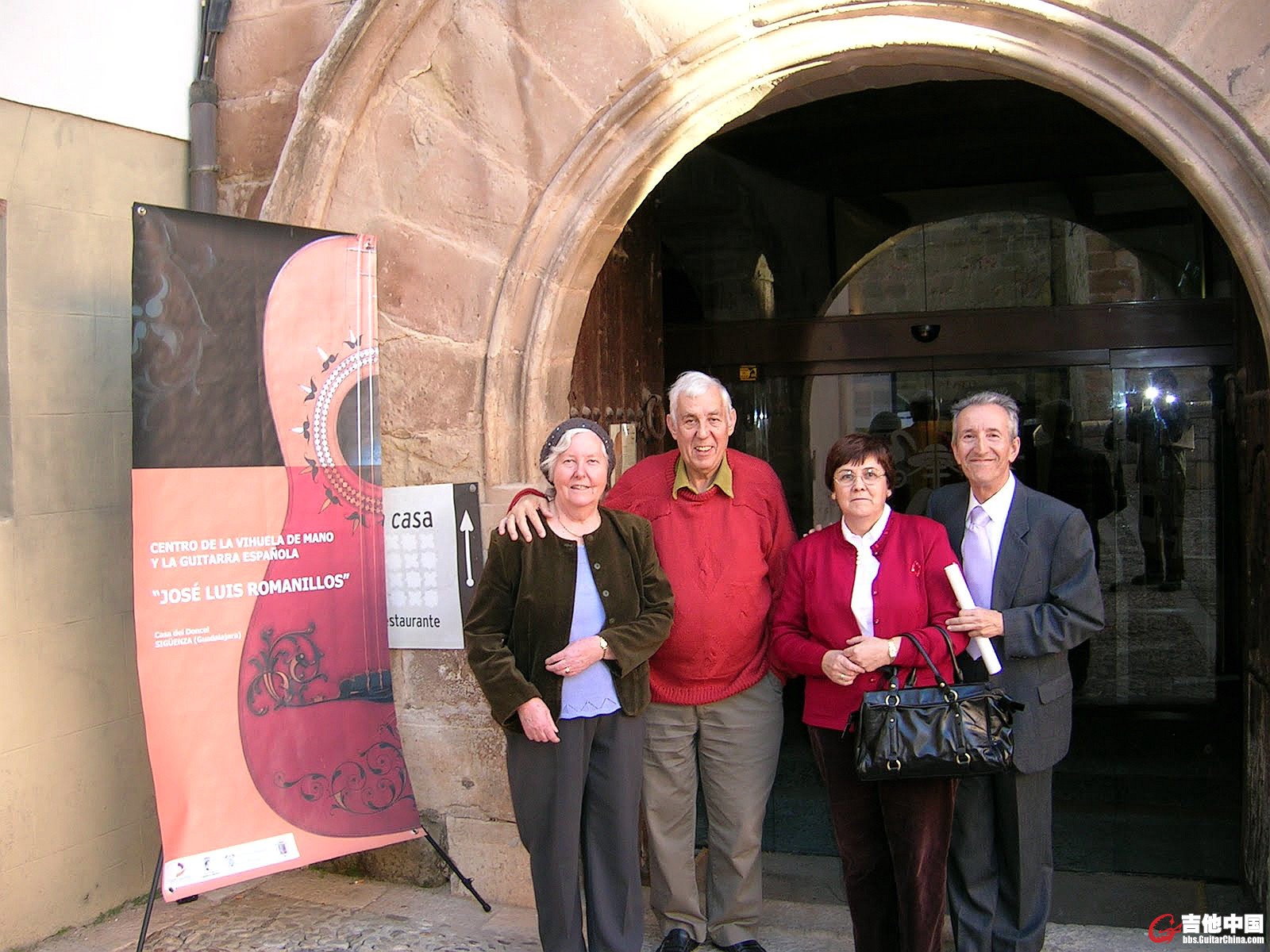 De izda. a dcha. Marian Harris, José L. Romanillos, Maria Cabballero y Antonio .jpg