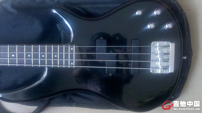 IBANEZ SR300DX3.jpg