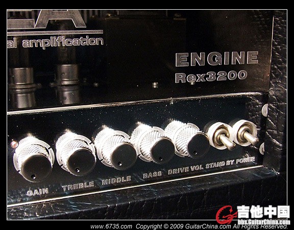 engine-rex3200_06.jpg