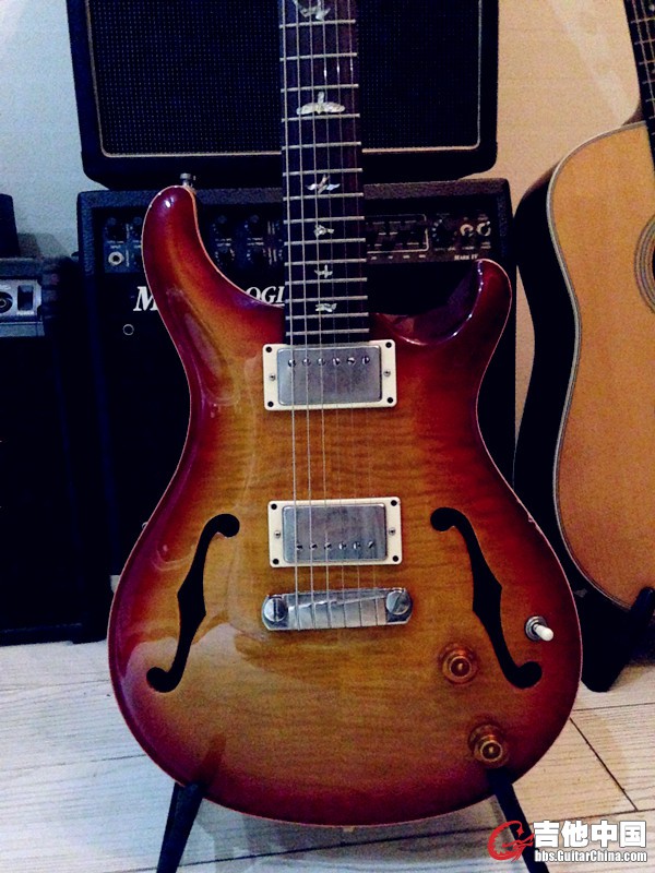 Paul Reed Smith(PRS) Singlecut Hollowbody 1 10Top 琴身.jpg