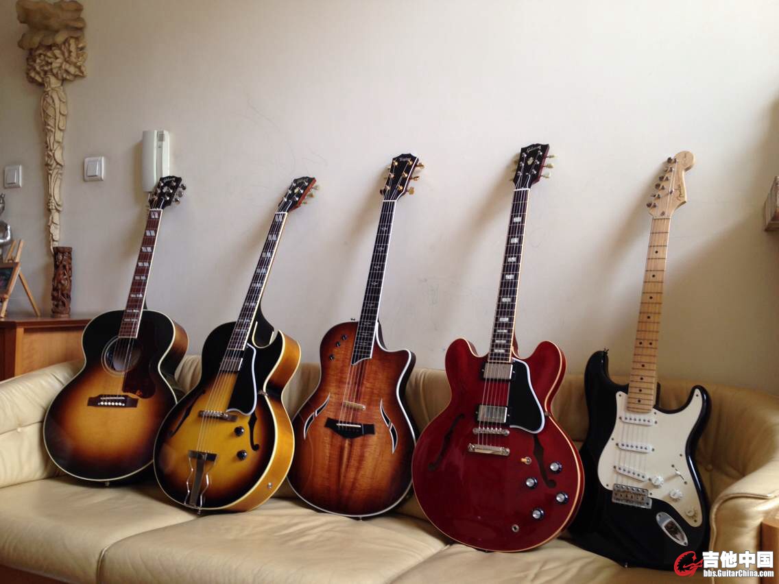 guitars 014.JPG