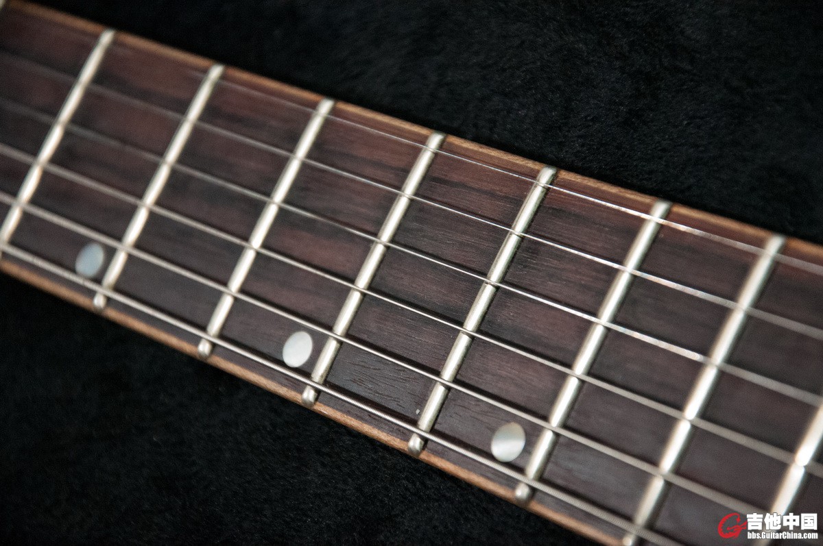 IBANEZ_5.jpg