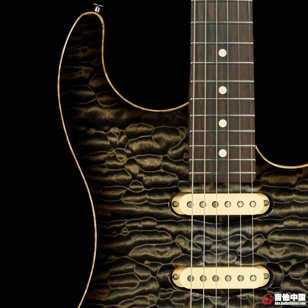 Melancon Custom Artist_pic3.jpg