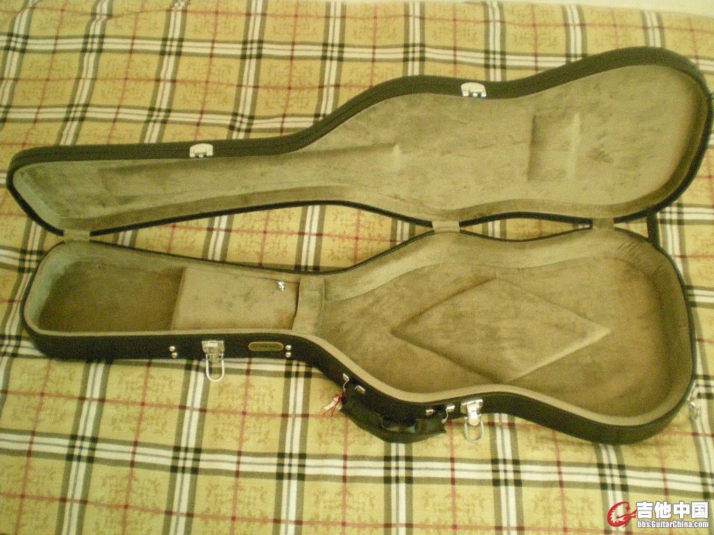 随型电吉他125元.JPG