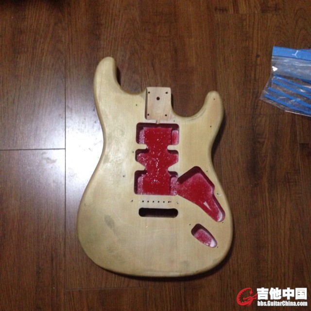 fender款st琴体桤木1.jpg