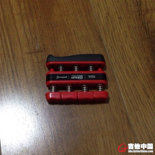 ProHands GRIPMASTER 乐器手指训练器 吉他指力器 7磅1.jpg