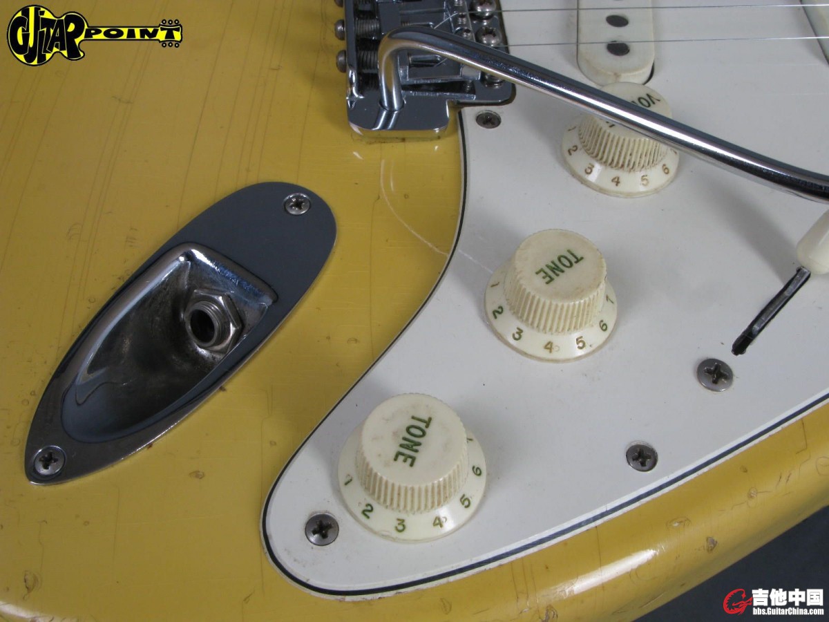 Fender72StrOWMN356543_14.jpg