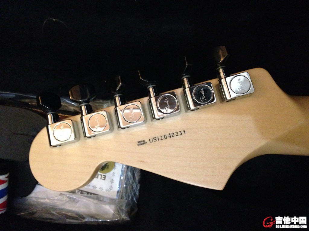 Fender-08.JPG