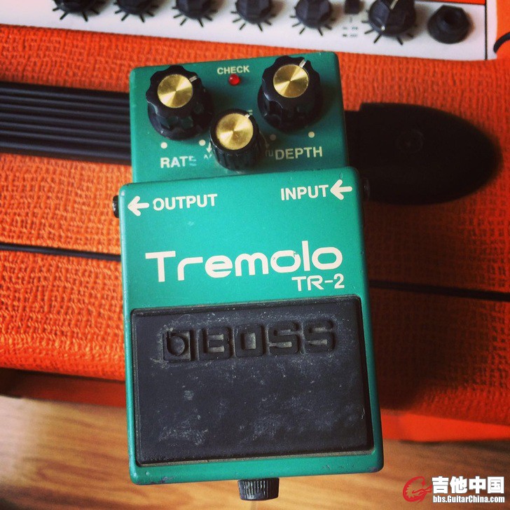 BOSS TR-2 TREMOLO