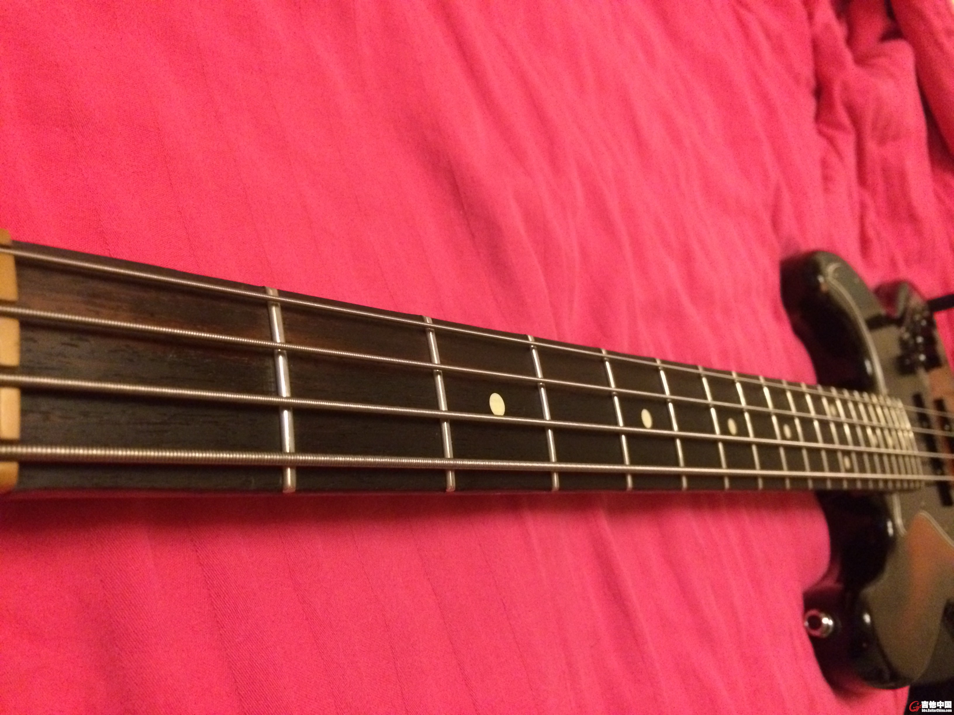 美标JazzBass03.JPG