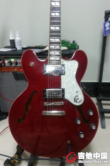 epiphone riviera