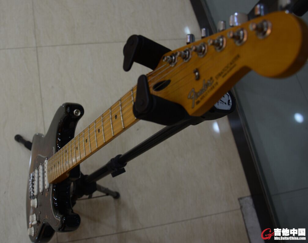 fender03.jpg