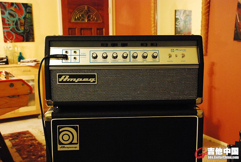 800px-AMPEG_SVT_VR_(2).jpg