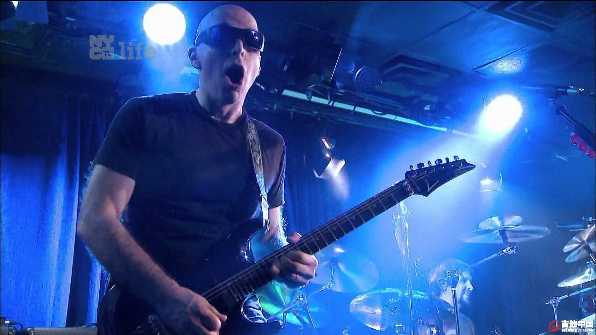 Joe Satriani - Front And Center [2014].ts_20150323_150613.478.jpg