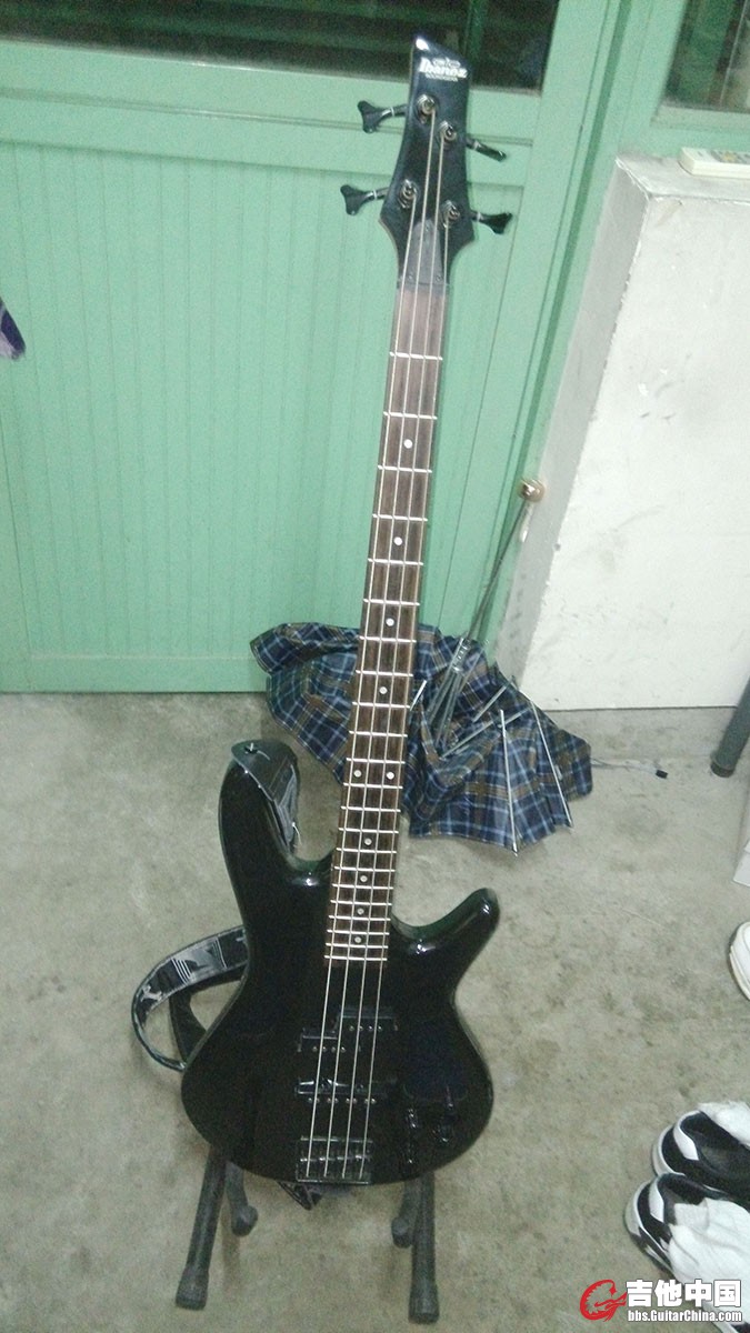 bass1.jpg