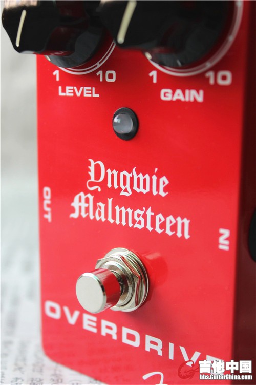FenderYngwie (15).JPG