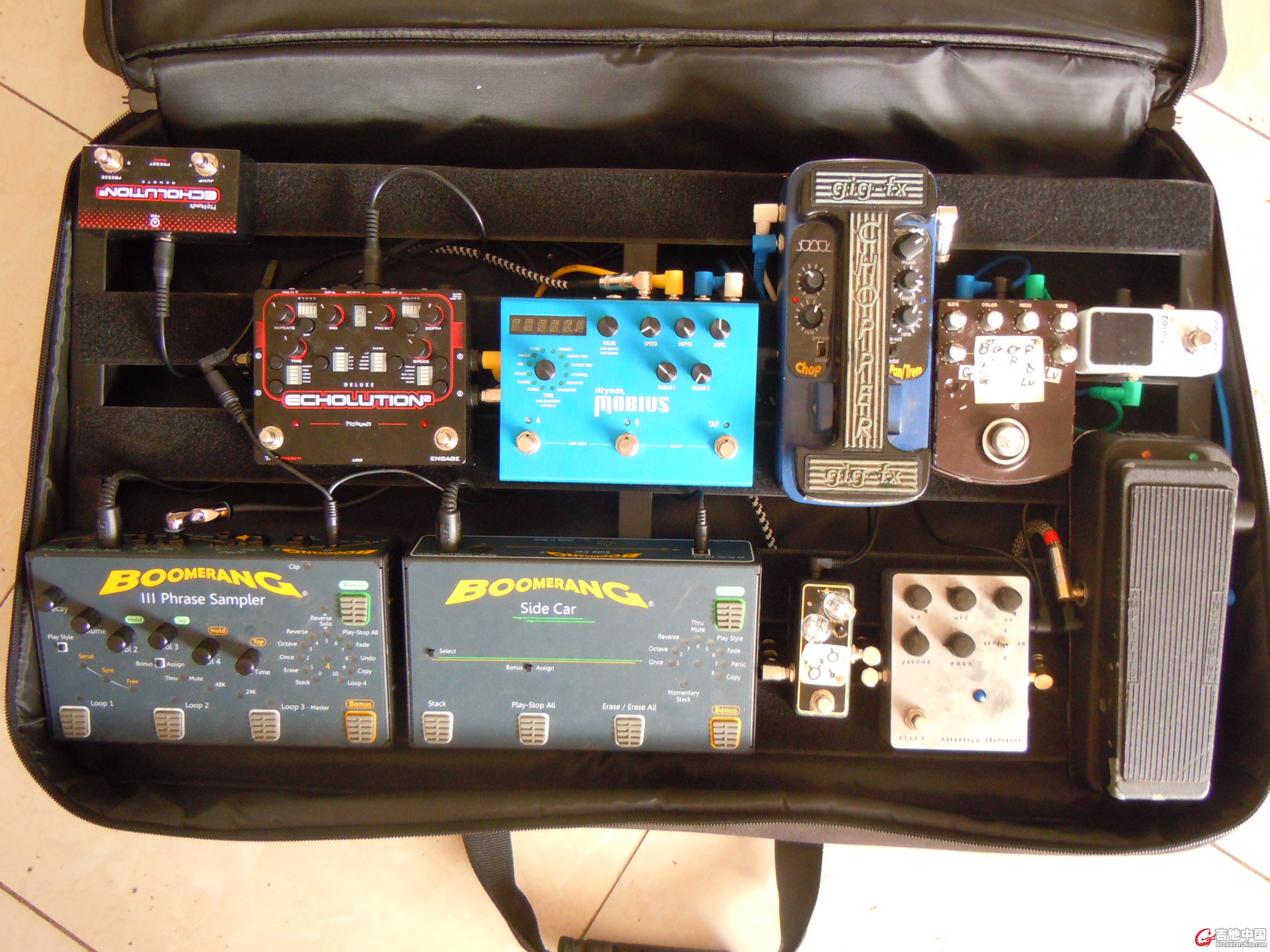 Pedals 003.jpg