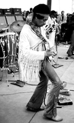 jimi_hendrix_woodstock.jpg