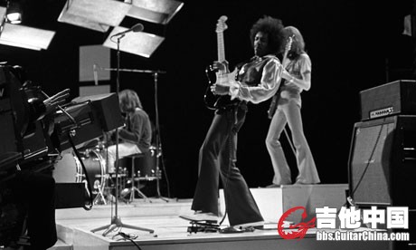 Jimi-Hendrix-Experience-H-007.jpg