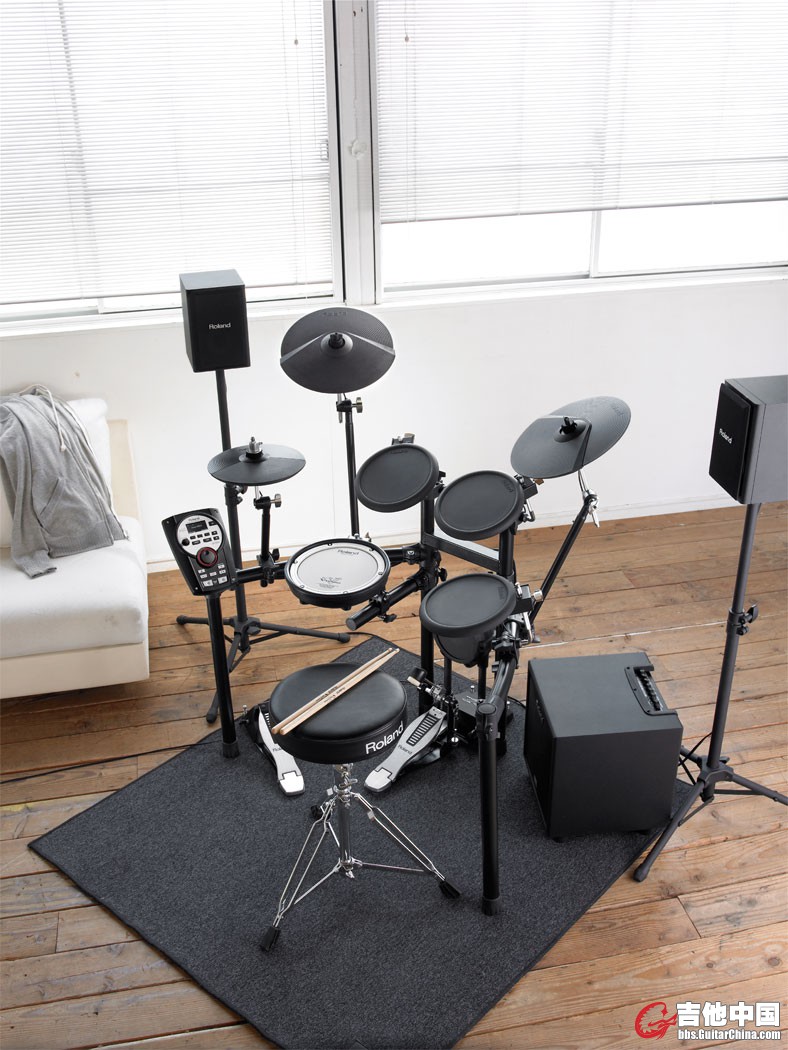 td-11k_room_gal.jpg