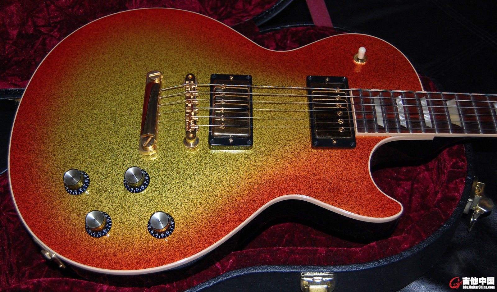 ebay-CS LP Standard Sparkle Sunburst 2007.jpg