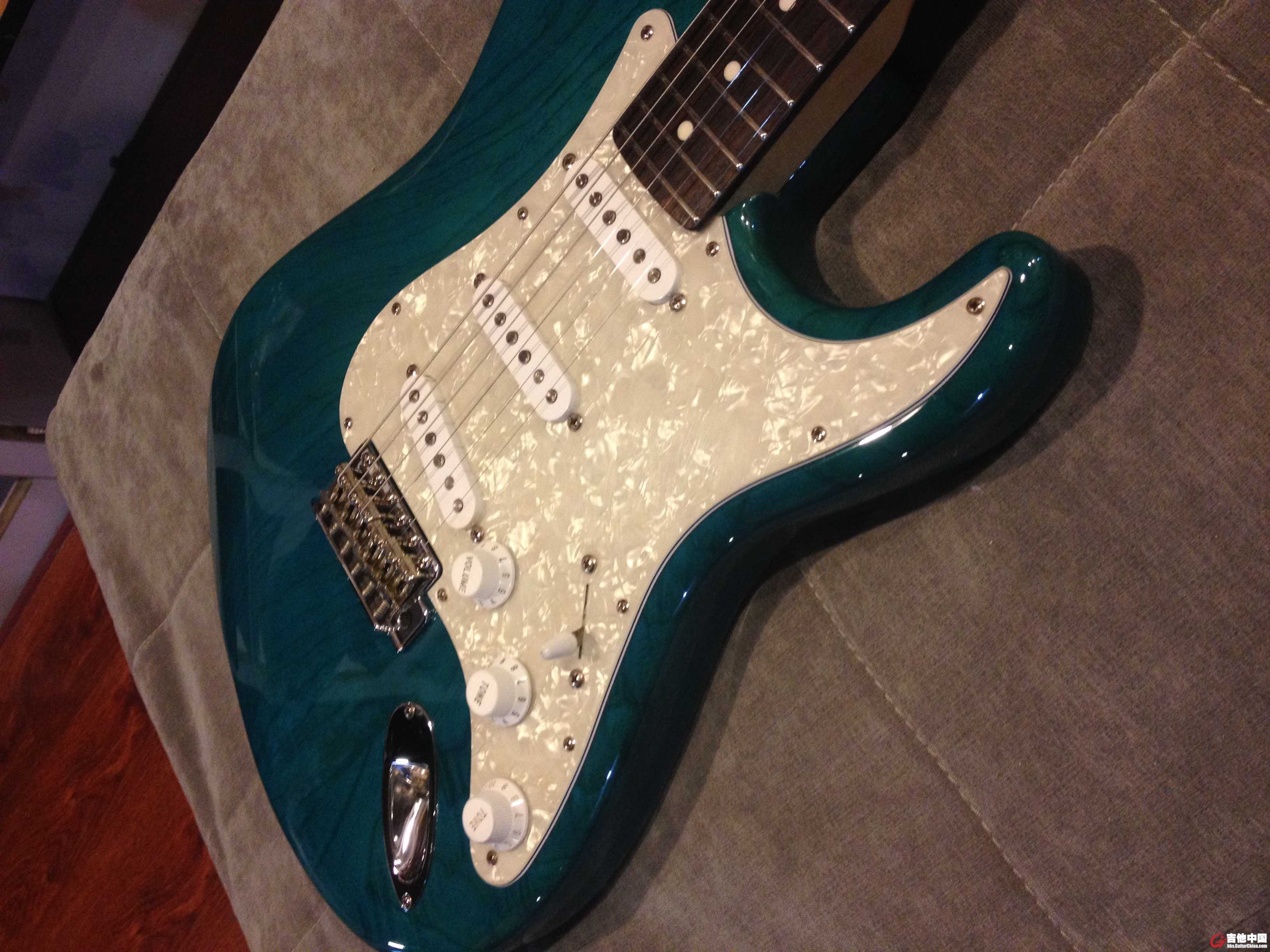 fender japan 62 蓝色 003.jpg