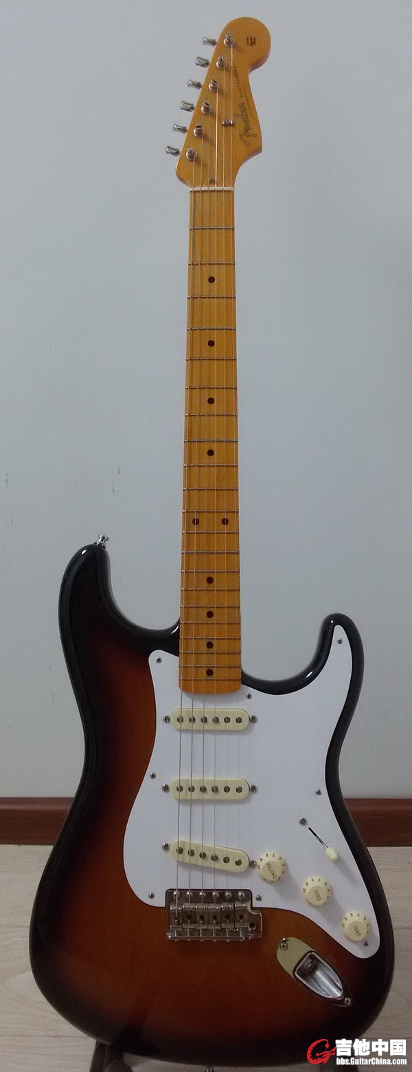 Fender Vintage57 4.jpg