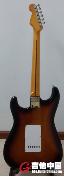 Fender Vintage57 5.jpg