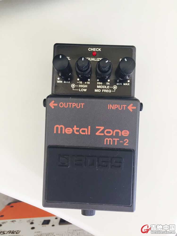 boss metal zone效果器