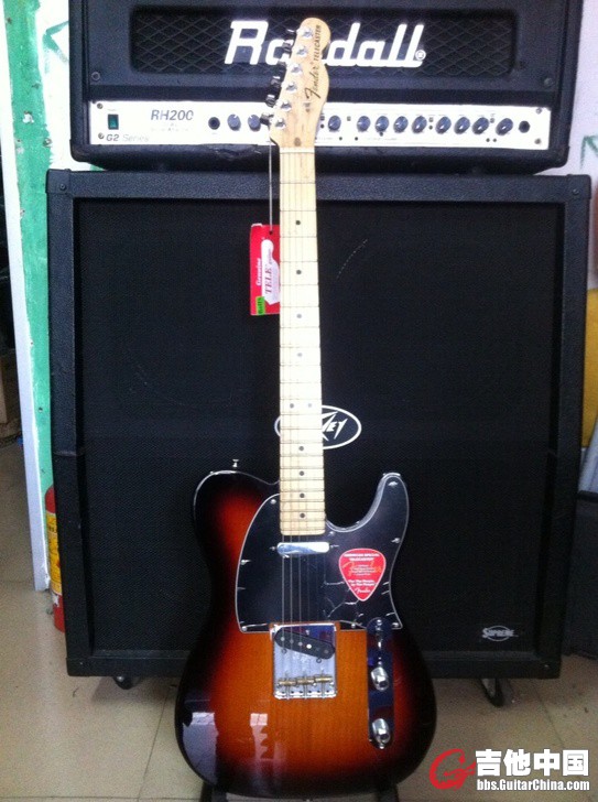 FENDER 5802 1.jpg