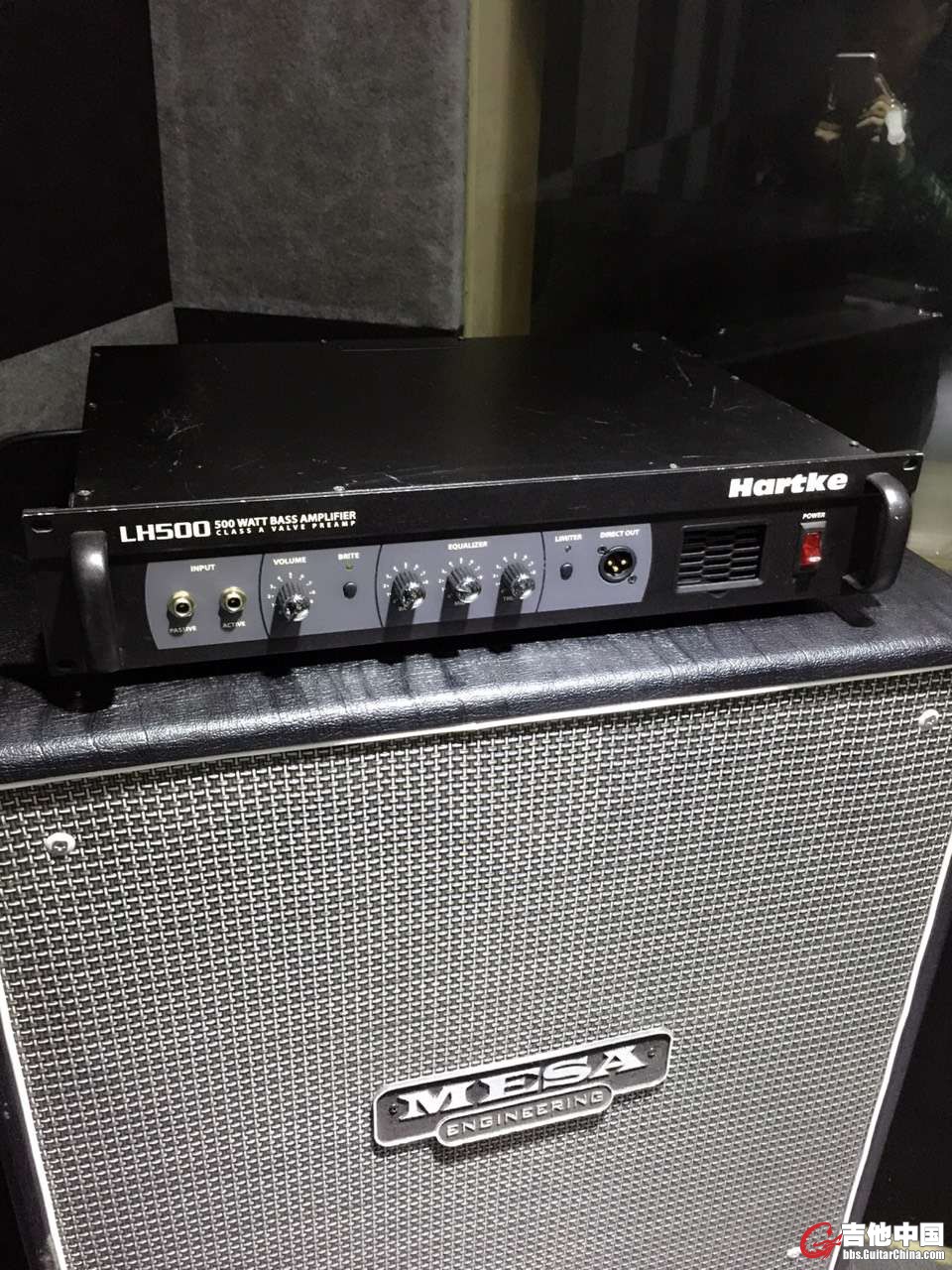 Hartke LH500侧面