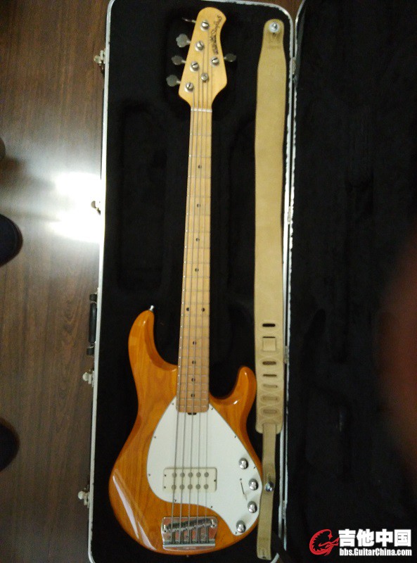 music man stingray5.jpg