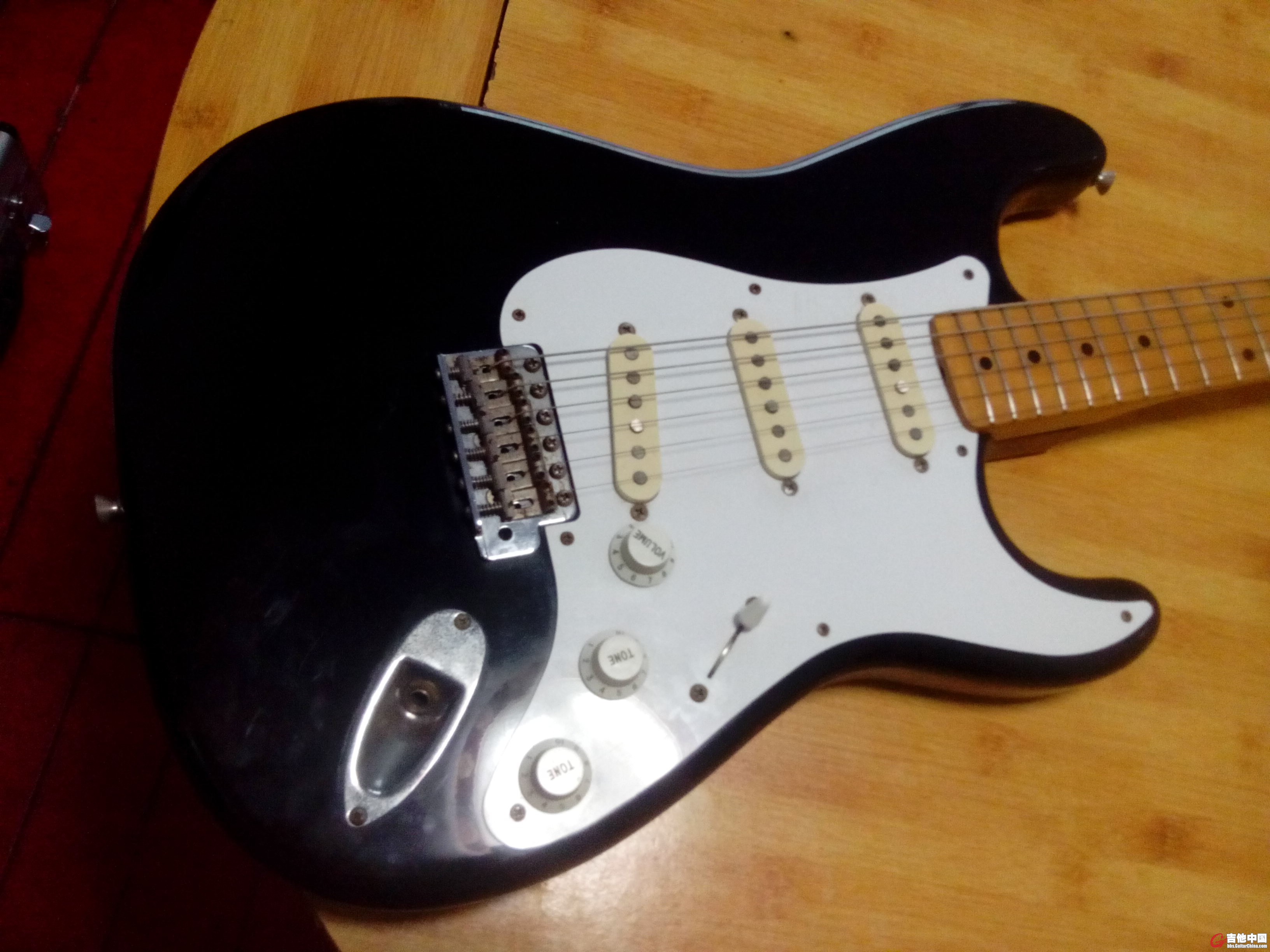 Fender Japan st57 04.jpg