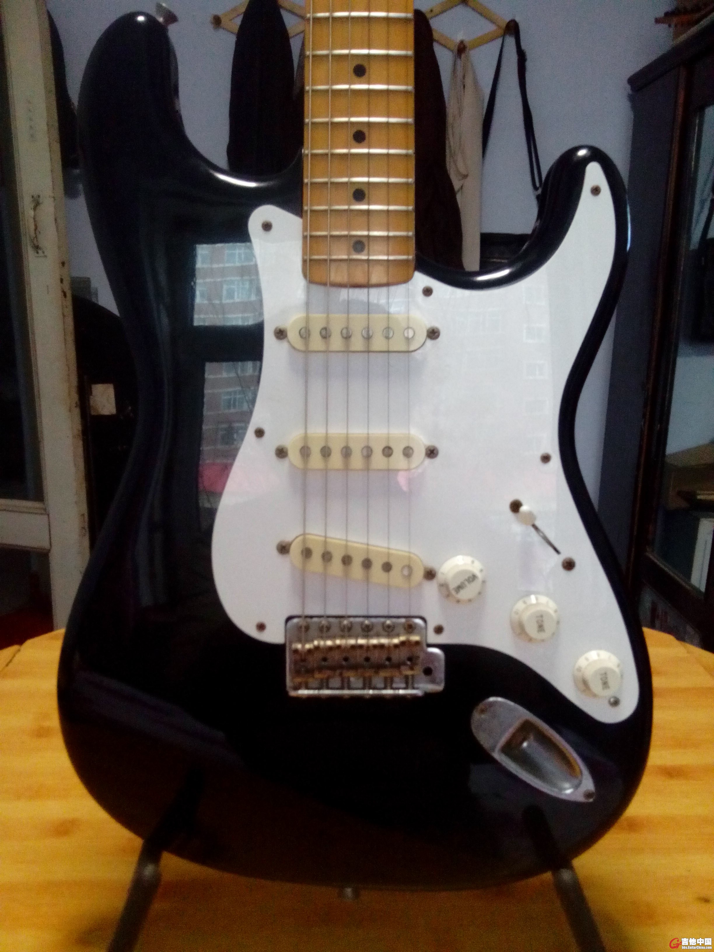 Fender Japan st57 08.jpg