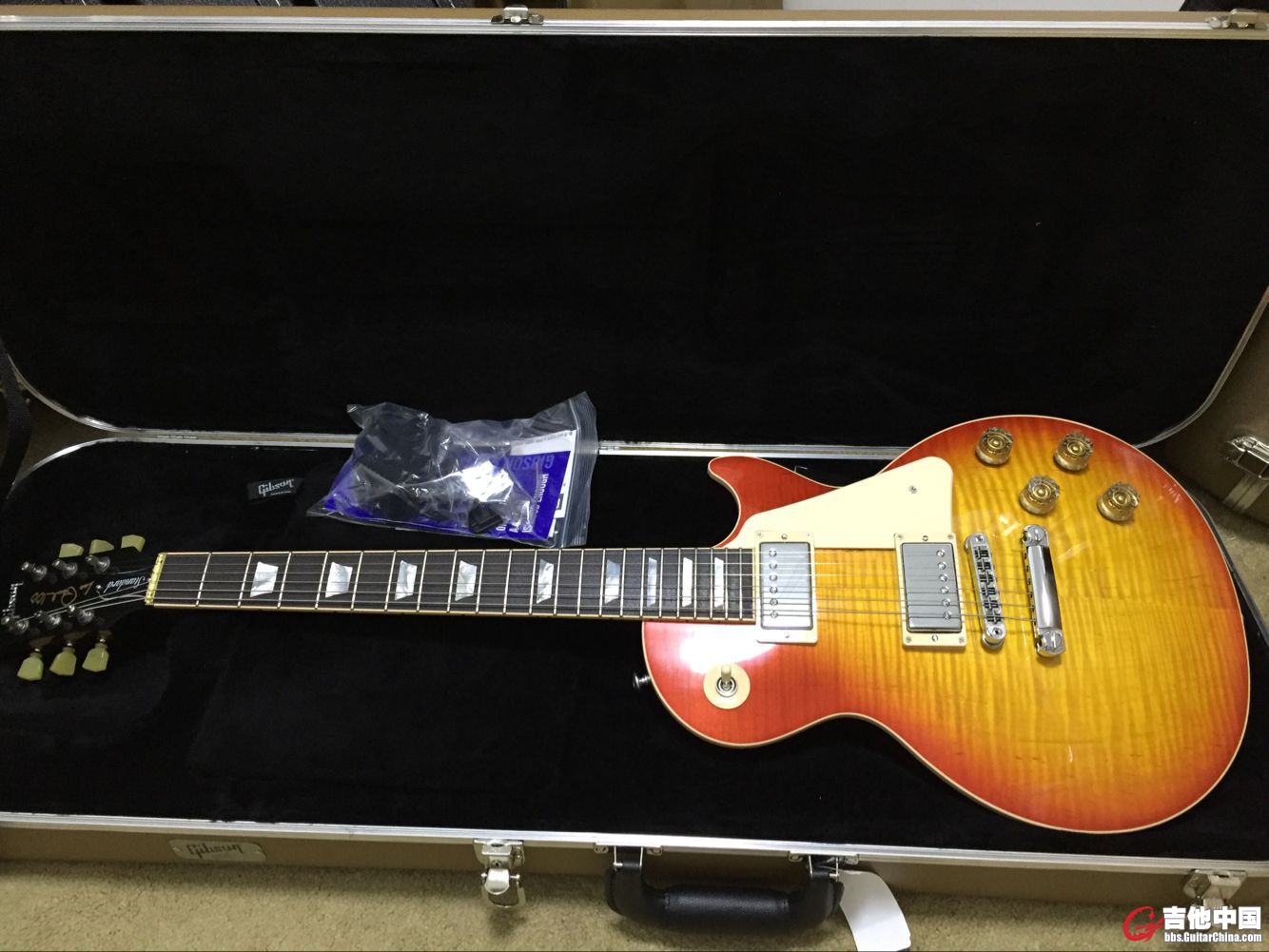 Gibson 2015 Les Paul Standard 番茄色15500包邮价