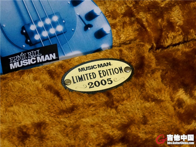 MusicMan Bass23.jpg