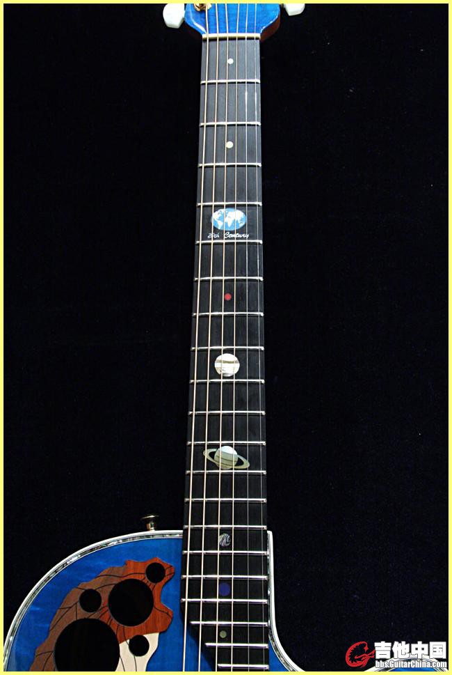 CE-2000-NFM_Ovation_Earth_20th_Century_11.jpg