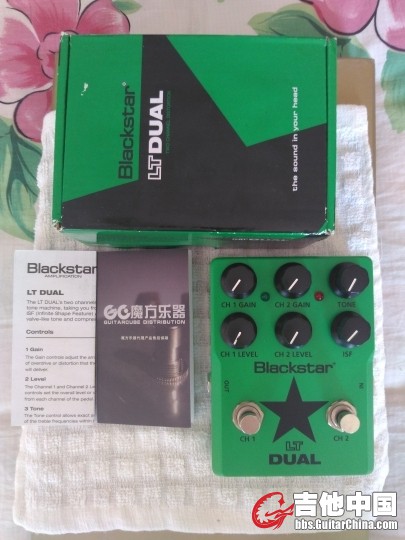 blackstar 有几道小划痕，不仔细看看不出来