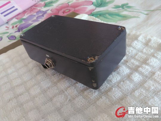 这个外表不到三成新，介意的飘过吧