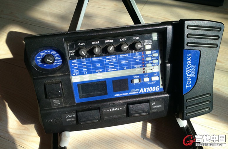 Korg 08.jpg