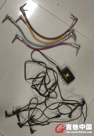visual sound 一拖八电源两个，每个120RMB，盒说齐全