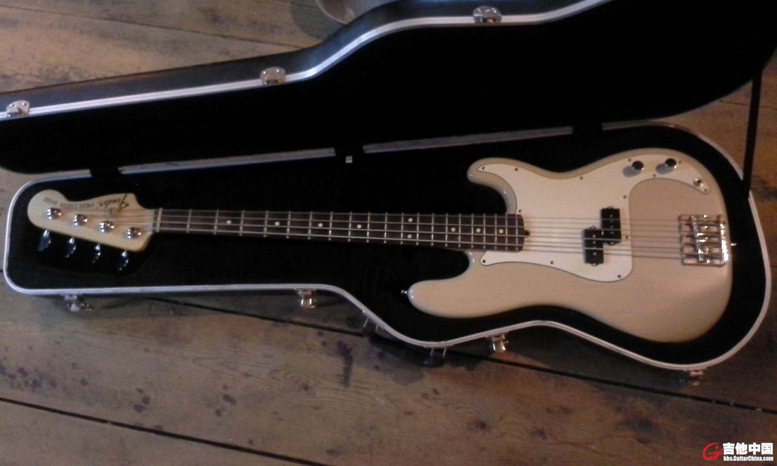 FENDER 美产 P-BASS 