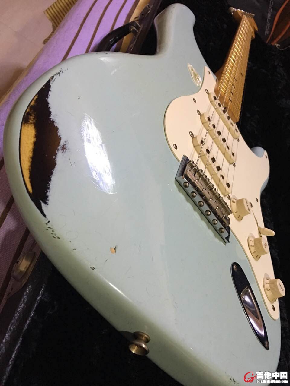 Fender2.jpg