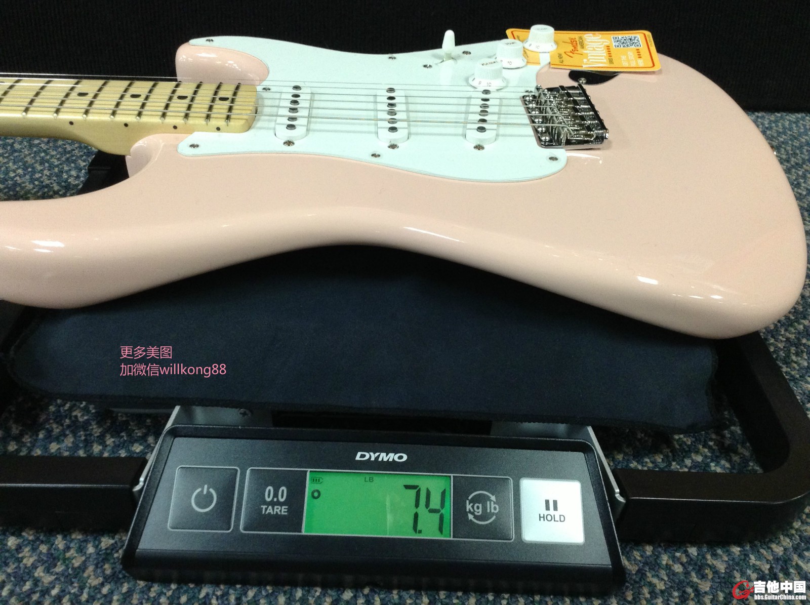 fender-american-vintage-56-stratocaster-maple-fingerboard-shell-pink-0111502856_.jpg