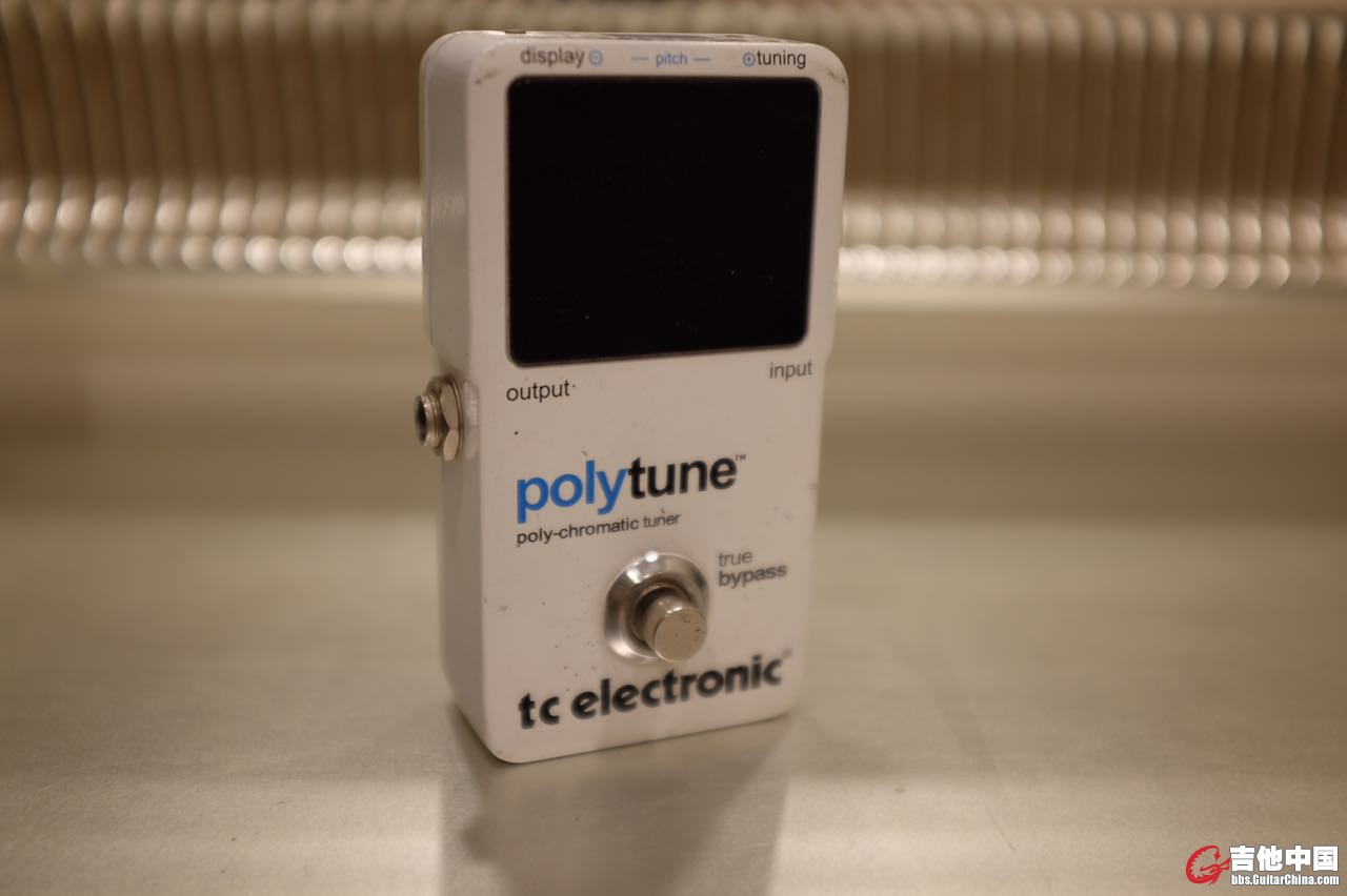 TC Electronic PolyTune 220.jpg